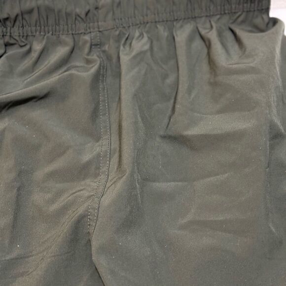 Leg3nd Green Draw string shorts large - Picture 8 of 8